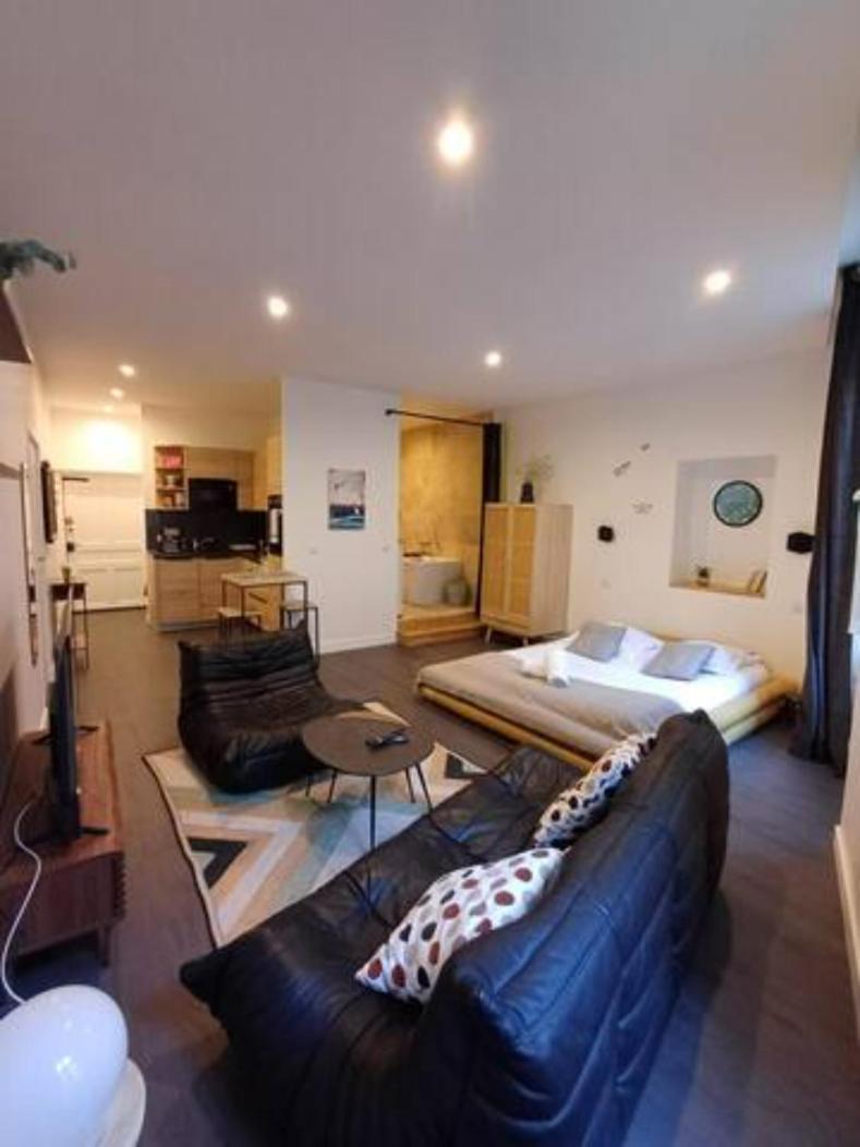 Le Sainte Claire - Majord'Home Annecy Centre エクステリア 写真