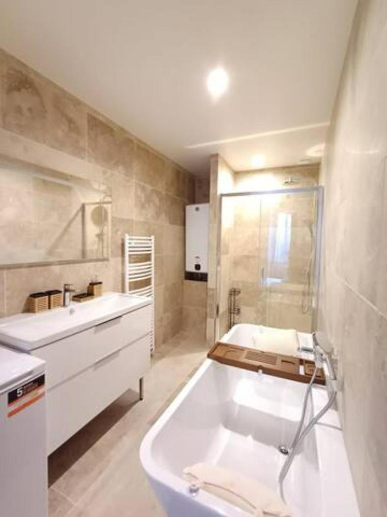 Le Sainte Claire - Majord'Home Annecy Centre エクステリア 写真